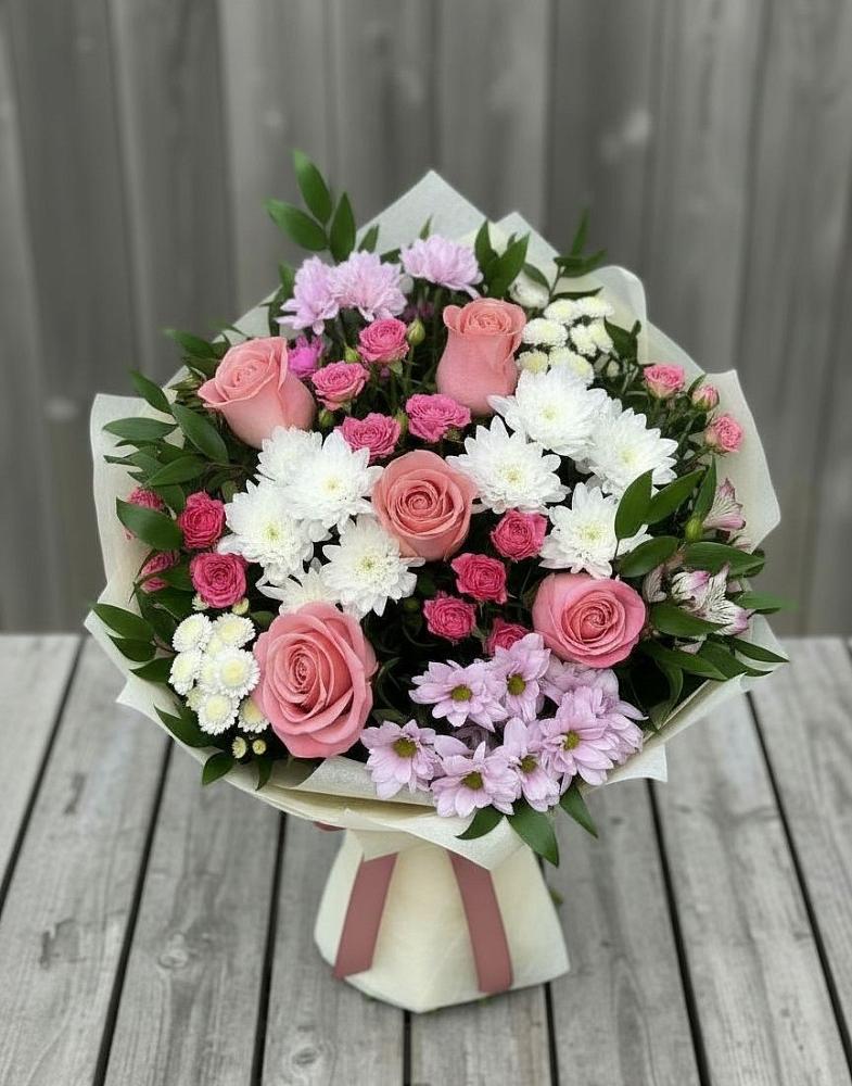 Букет цветов из: Альстромерии, Гвоздики, Розы и Хризантемы в Стерлитамаке