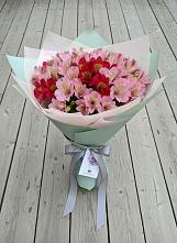 Букет цветов из:  Альстромерии в Стерлитамаке