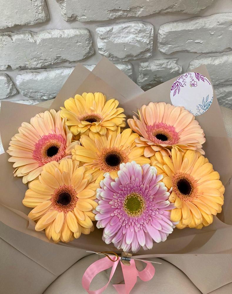 Букет цветов из: Герберы в Стерлитамаке