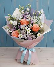 Букет цветов из:  Лизиантусы, Розы, Альстромерии и Гипсофила в Стерлитамаке