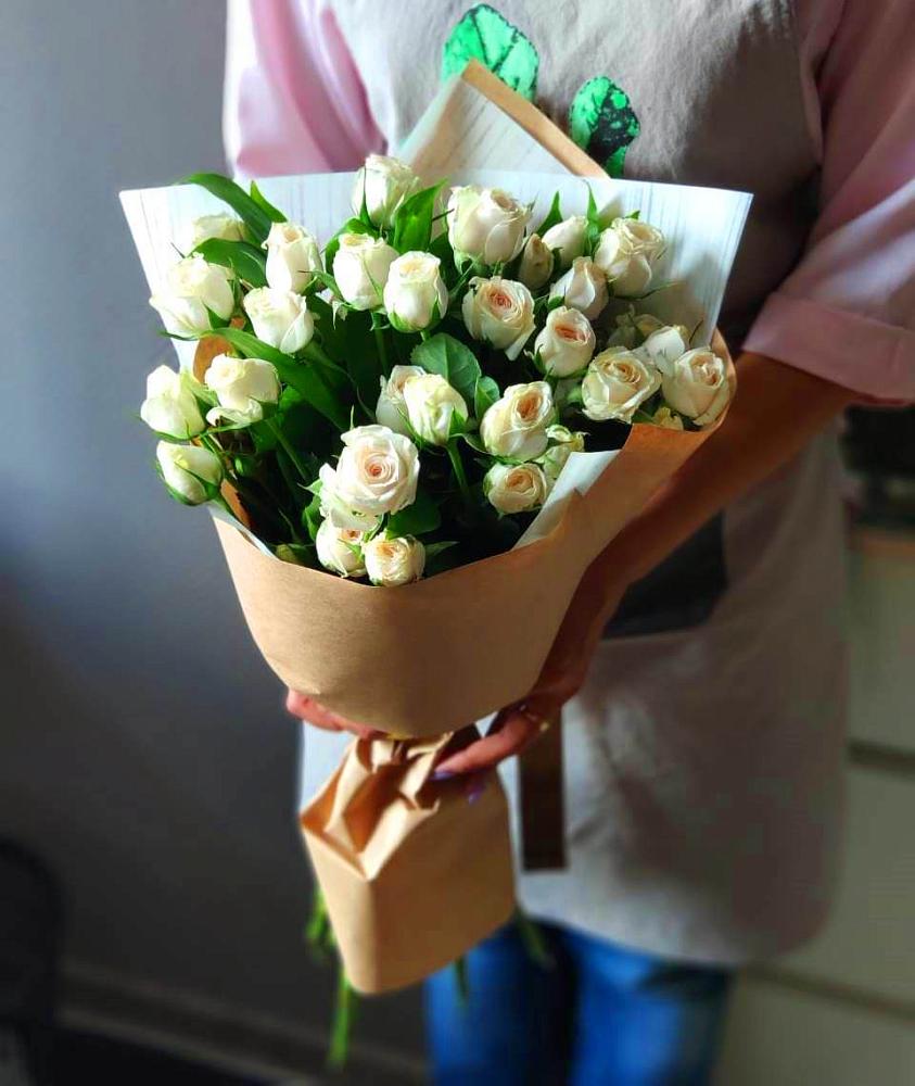Букет цветов из: Розы в Стерлитамаке