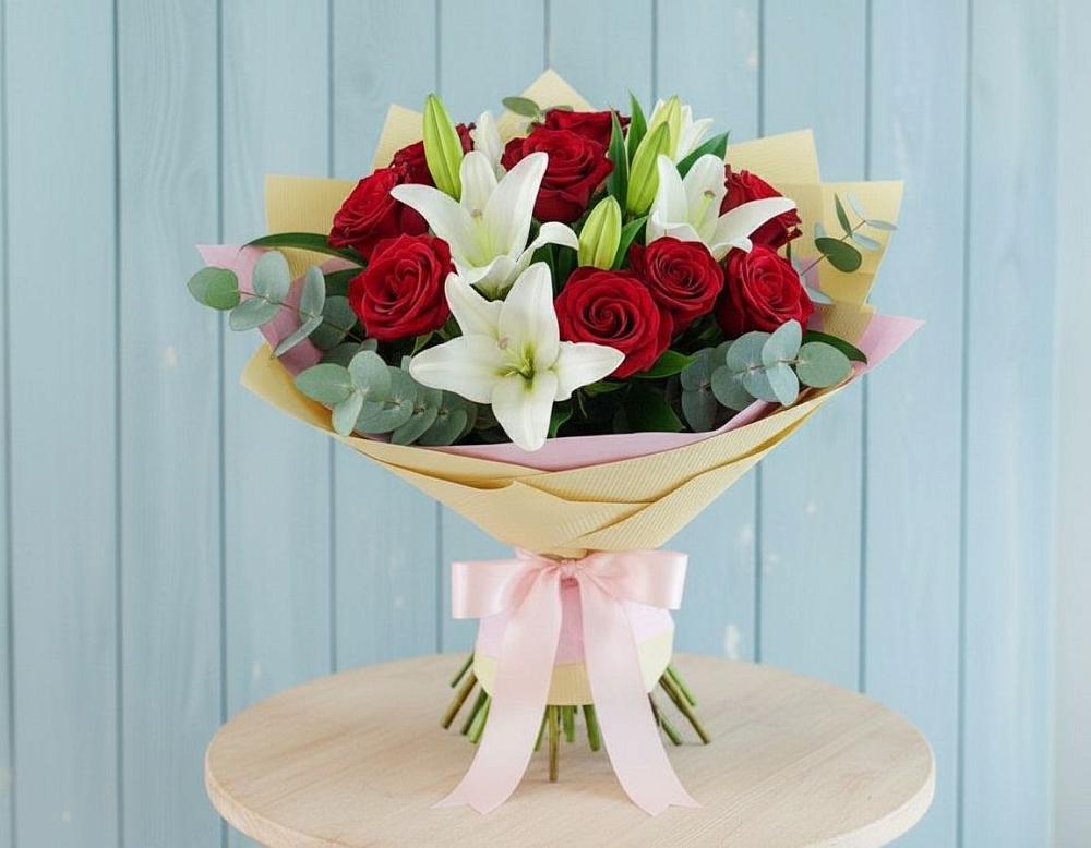 Букет цветов из: Лилии и Розы в Стерлитамаке